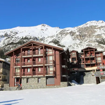 Apartment 4 Personnes Avec Balcon Au Pied Des Pistes - A Val-cenis - Fr-1-508-160
